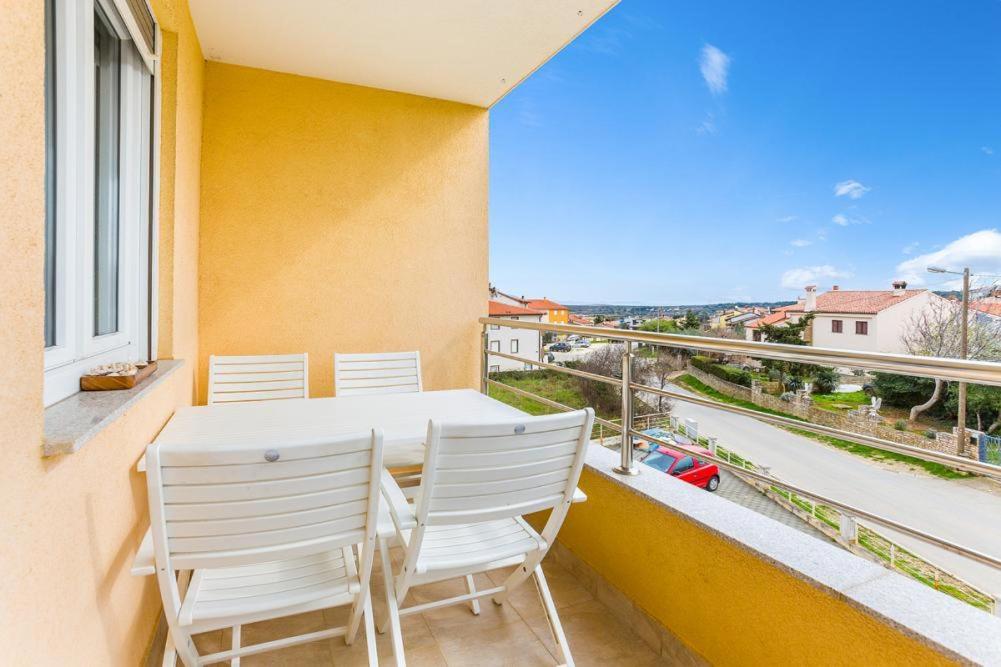 Bella Vita Apartment Лижнян Екстер'єр фото